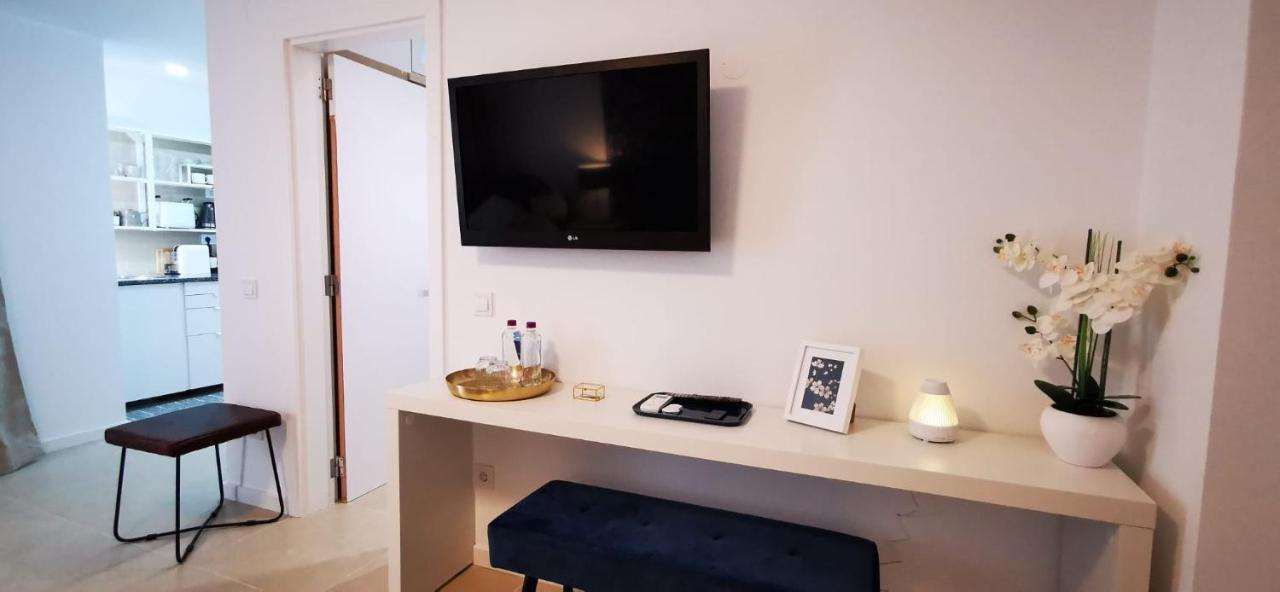 Quarto Duplo Com Kitchenette, Wc E Patio Privativo Apartamento Corroios Exterior foto